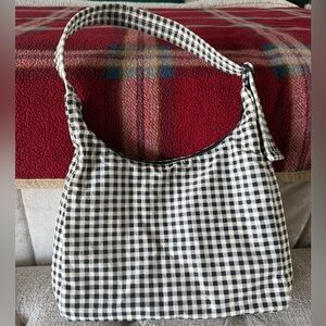 BAGGU Black and White Gingham Shoulder Bag (Regular size)